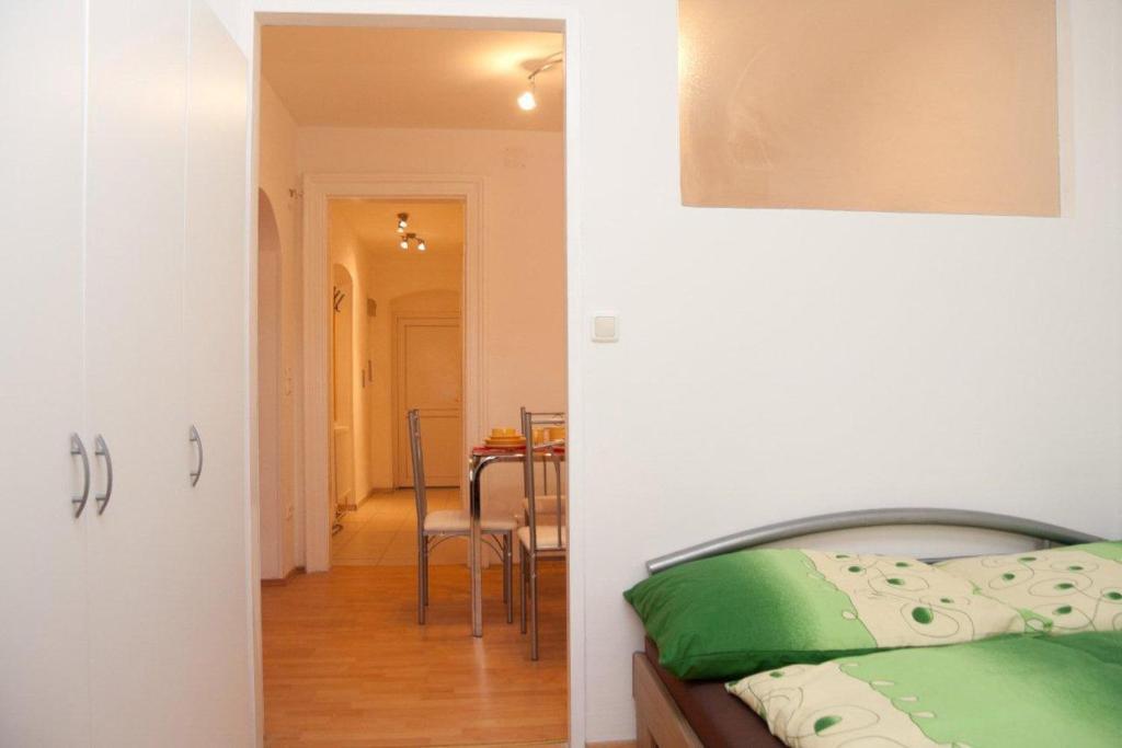 Raisa Apartments Fuenkhgasse Pressbaum Ruang foto