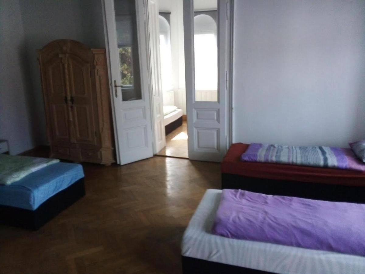 Raisa Apartments Fuenkhgasse Pressbaum Bagian luar foto