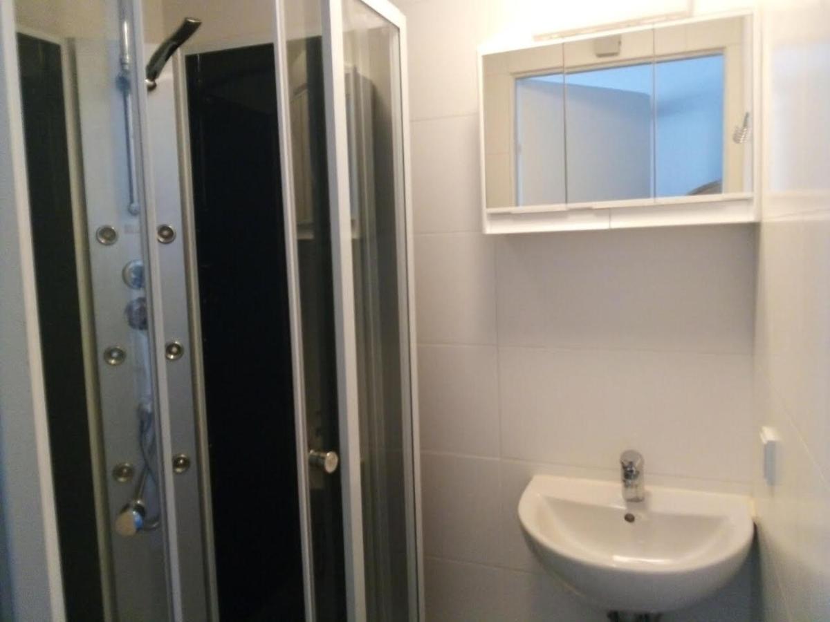 Raisa Apartments Fuenkhgasse Pressbaum Bagian luar foto
